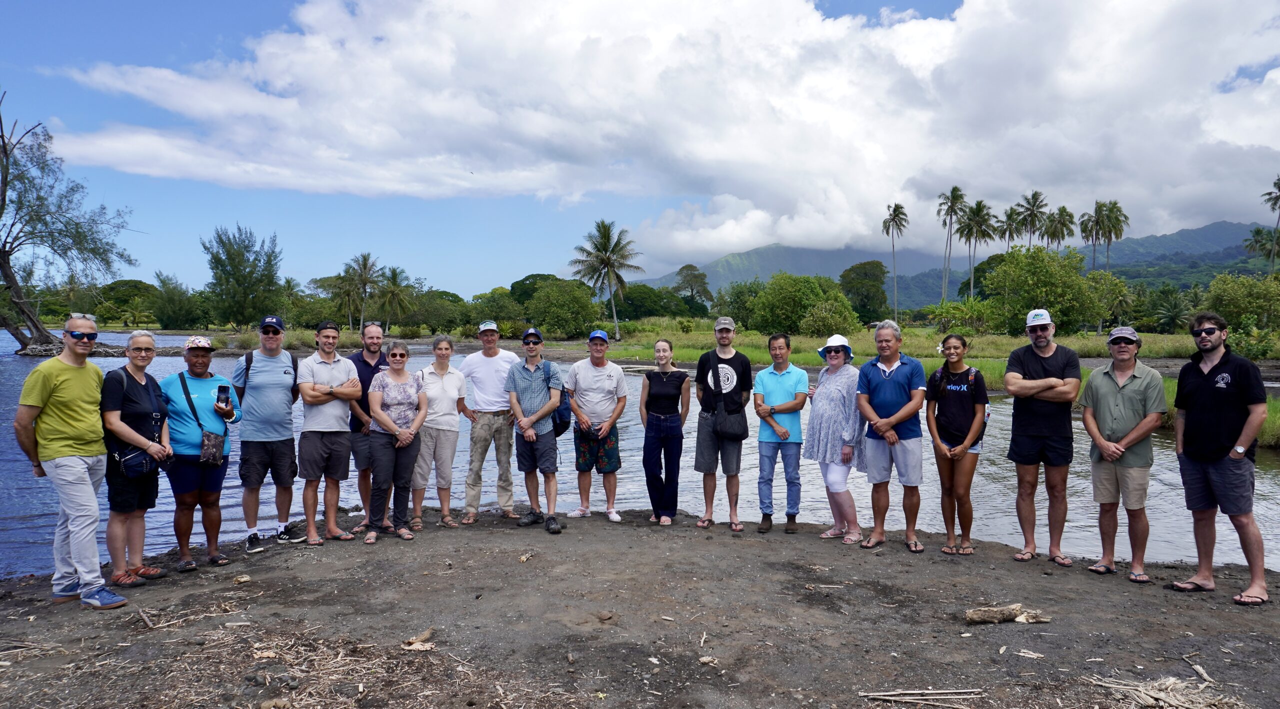 Visite du site littoral d'Atimaono dans le cadre des futures actions du living lab AMWI - janvier 2026