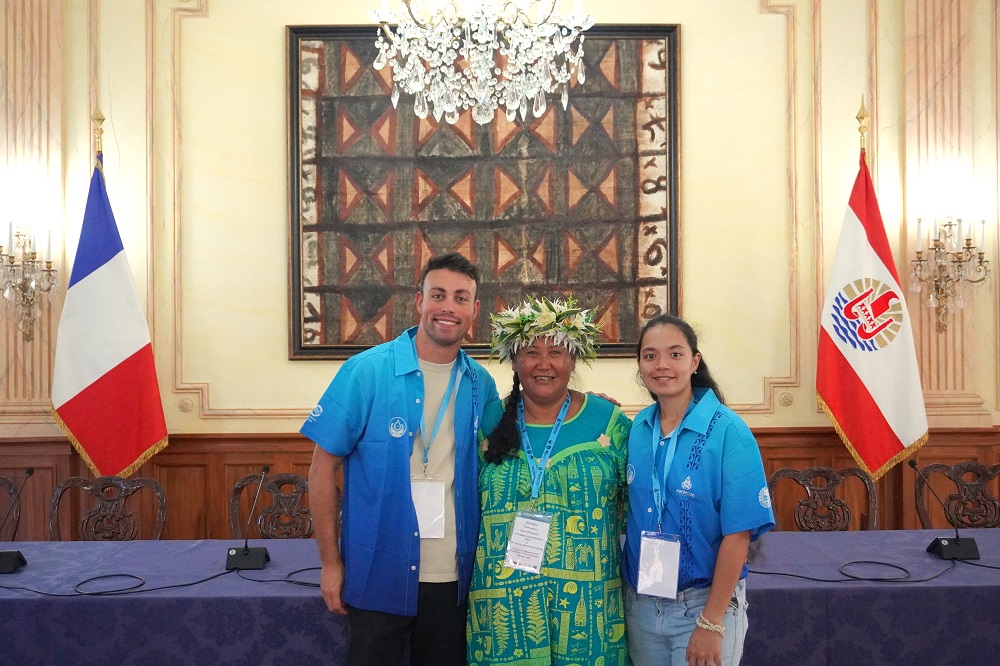 De g. à d. : Guillaume Marchand, Betty Tehei et Hoani Faito à la Pacific Waste Water Conference © Félicie Françoise 